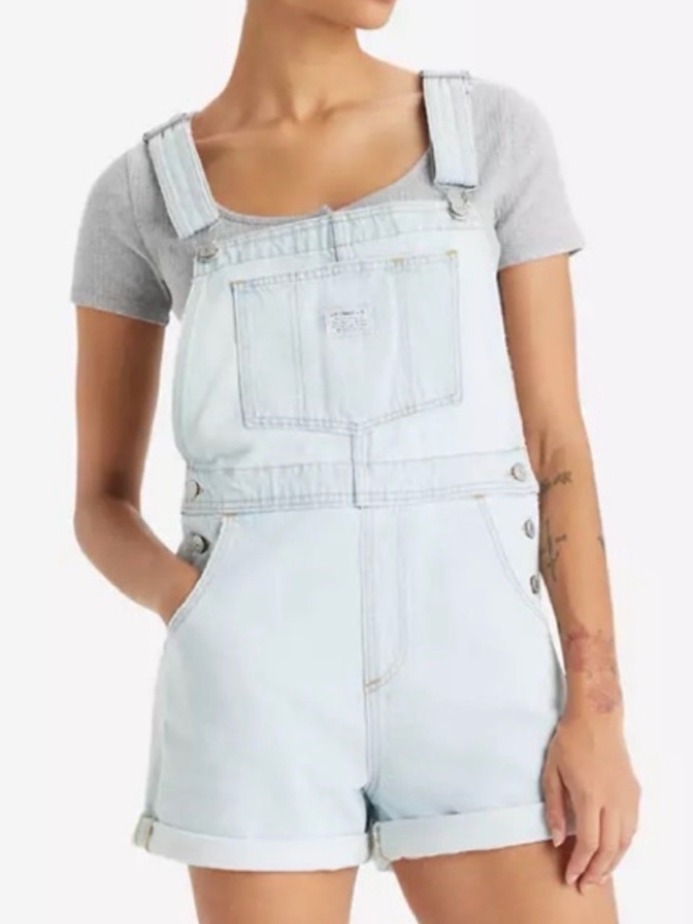 Levi’s Vintage Women’s Shortalls Size L Light Wash